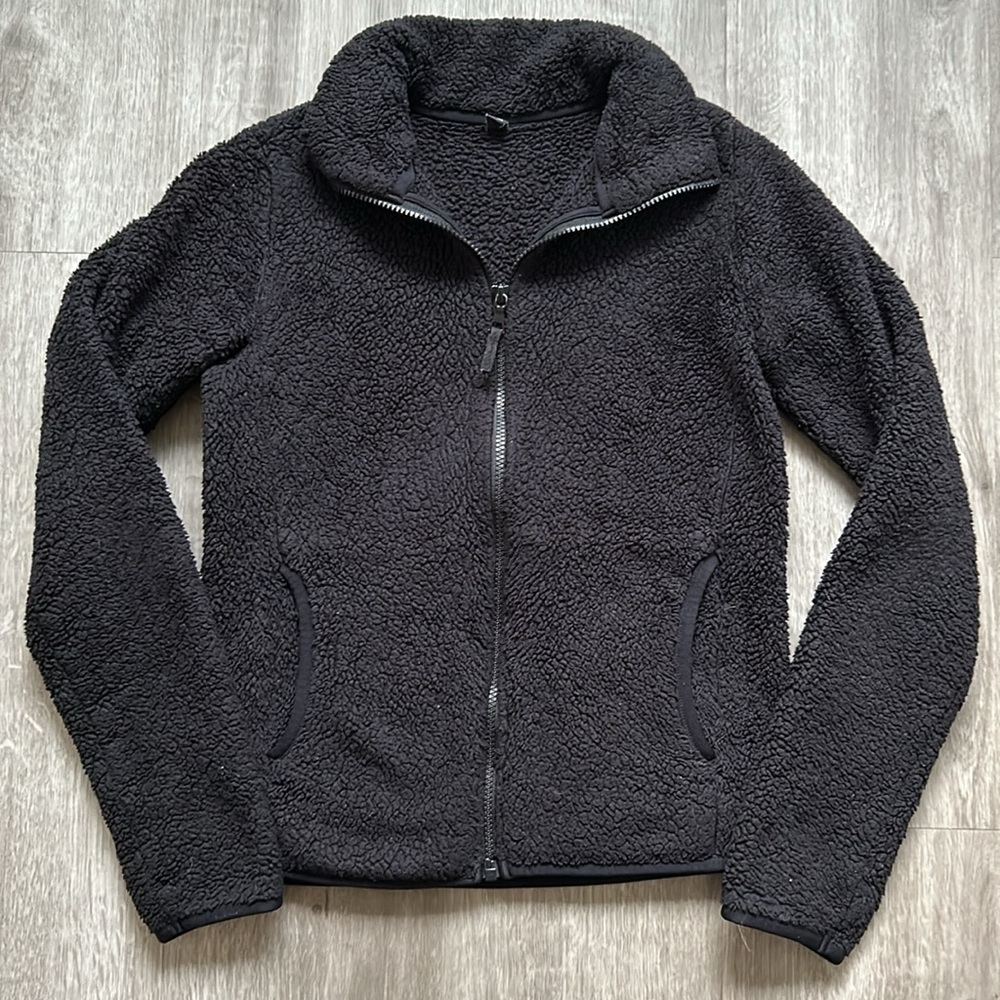 Uniqlo Black Zip Up Jacket